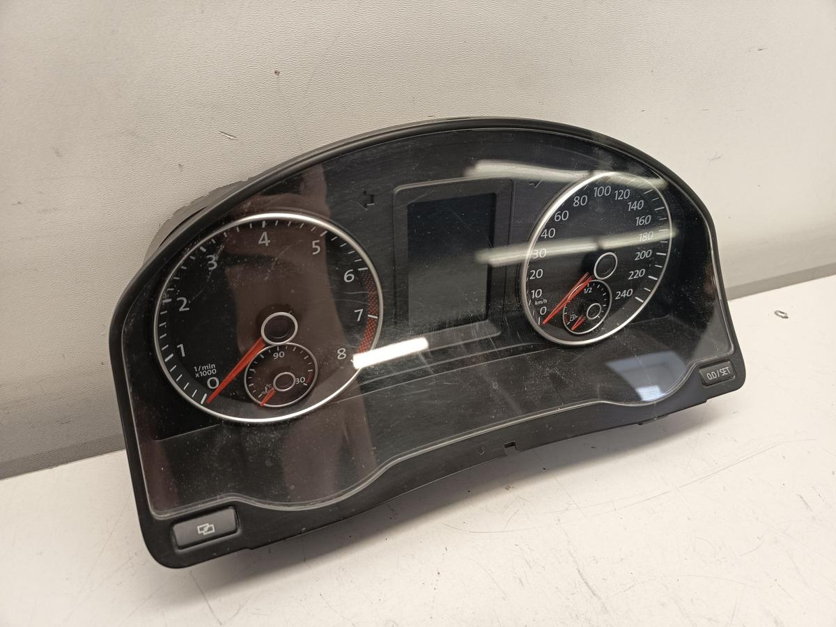 VW Golf Plus original Kombiinstrument Tacho 1.4l 90kW Benzin 5M0920870A Bj 2009