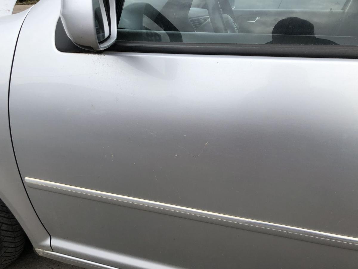 VW Bora 1J Golf 4 T&uuml;r vorn links Fahrert&uuml;r Rohbau LA7W Reflexsilber Metallic