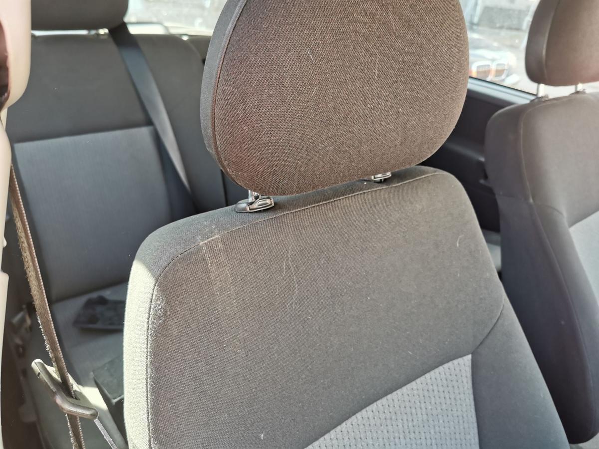 Opel Meriva A Beifahrersitz Autositz Sitz Stoffsitz vorn rechts Stoff