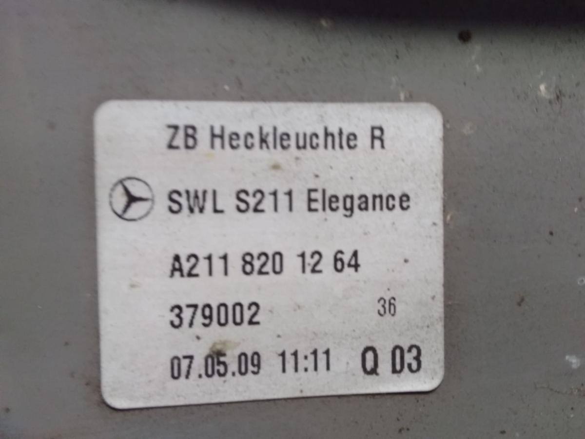Mercedes E-Klasse Kombi S211 original R&uuml;ckleuchte Heckleuchte rechts BJ2003