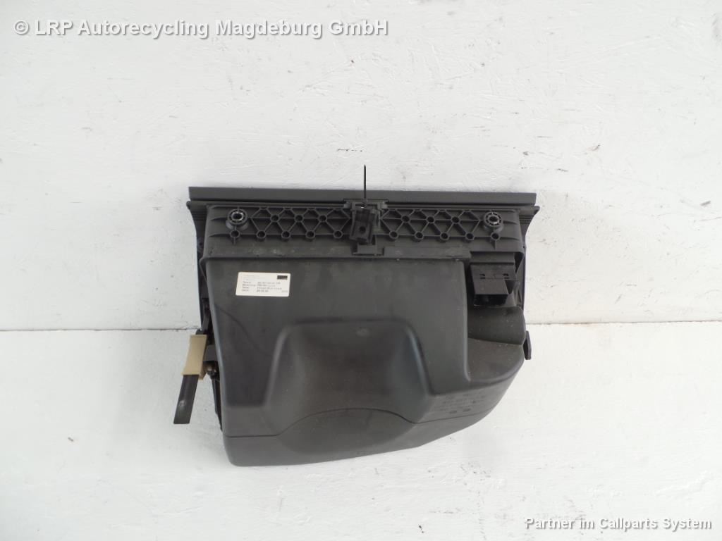 Handschuhfach Hadschuhkasten Ablagefach unten rechts VW Polo 9N3