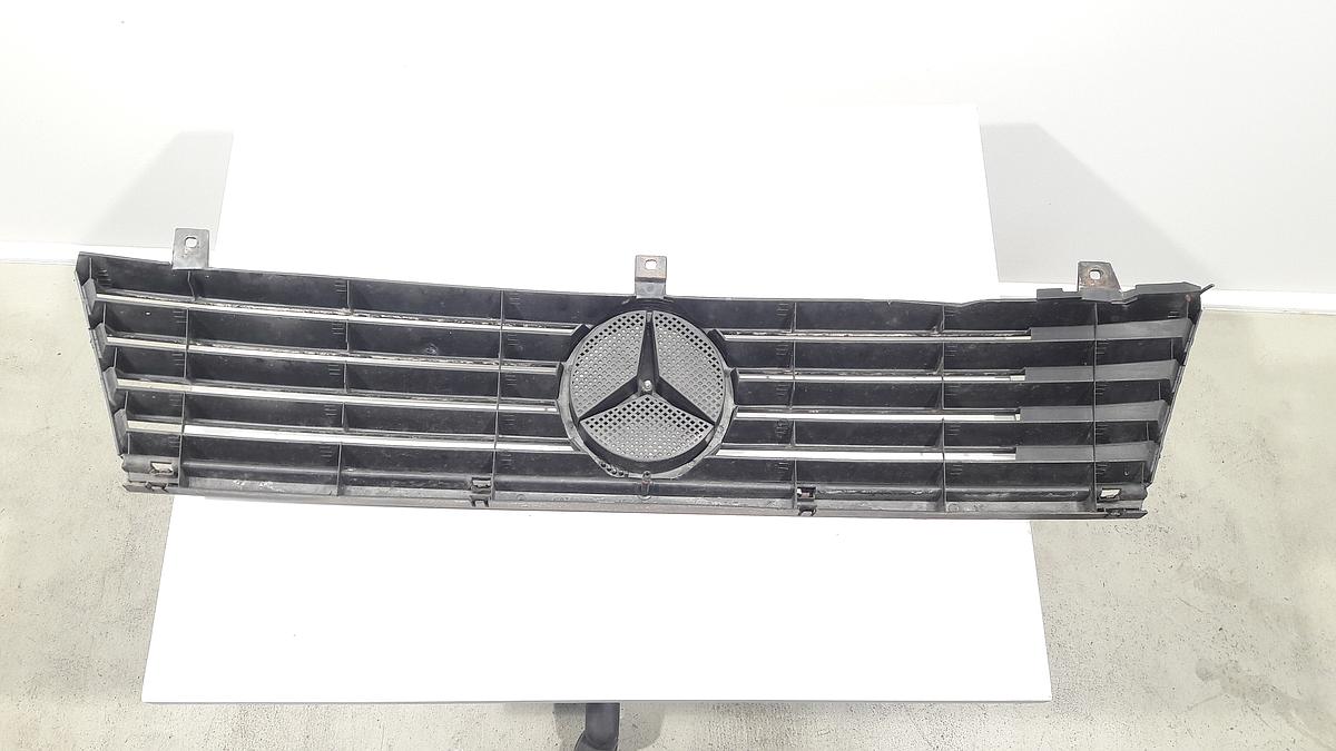 Mercedes Benz Vito 638 orig Kühlergrill Grill Emblem Bj 2002