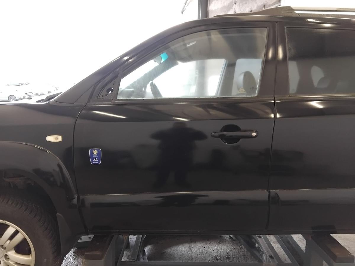 Hyundai Tucson JM T&uuml;r vorn links Fahrert&uuml;r schwarz EB mit Beplankung BJ2006