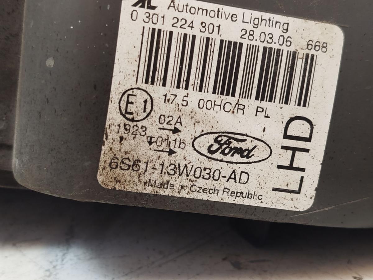 Ford Fiesta JD3 Scheinwerfer Hauptscheinwerfer Frontscheinwerfer vorn links trüb