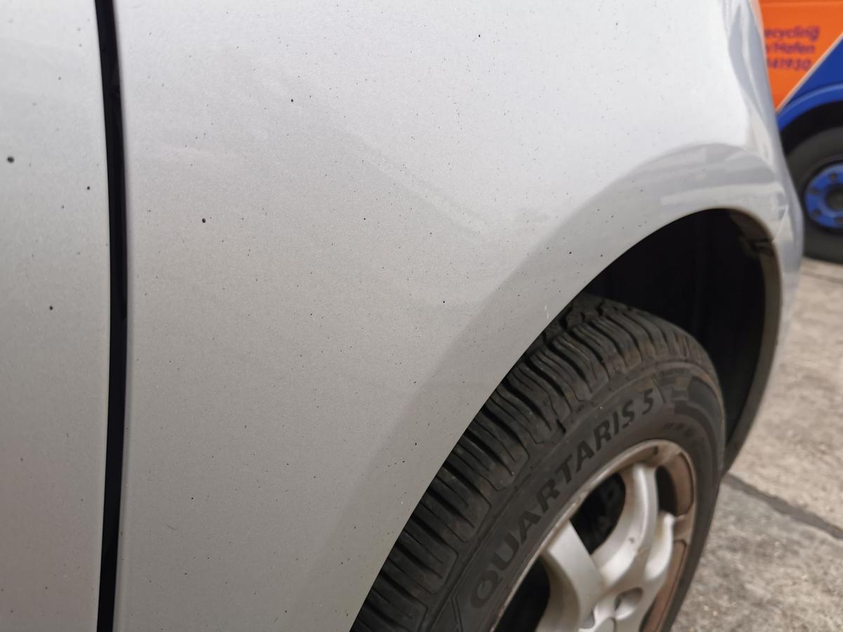 oyota Yaris XP9 Kotflügel Fender Seitenwand vorn rechts 1E7 Silver Pearl Met