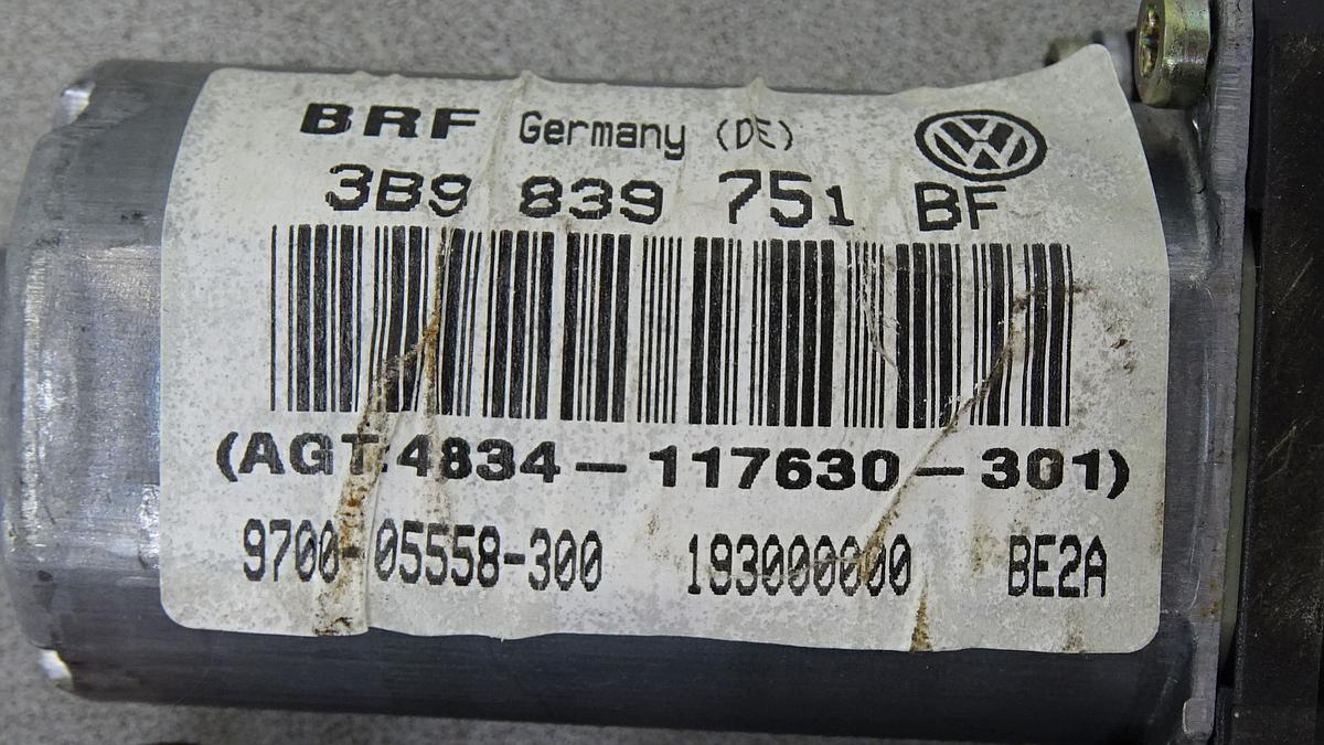 VW Passat 3BG Fensterhebermotor hinten links 3B9839751BF 0130821697 F005S00059