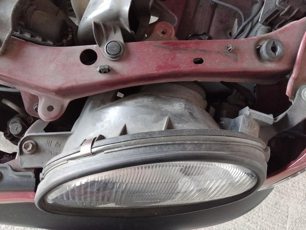 Toyota Corolla E11 original Scheinwerfer links Koito mit LWR BJ1997