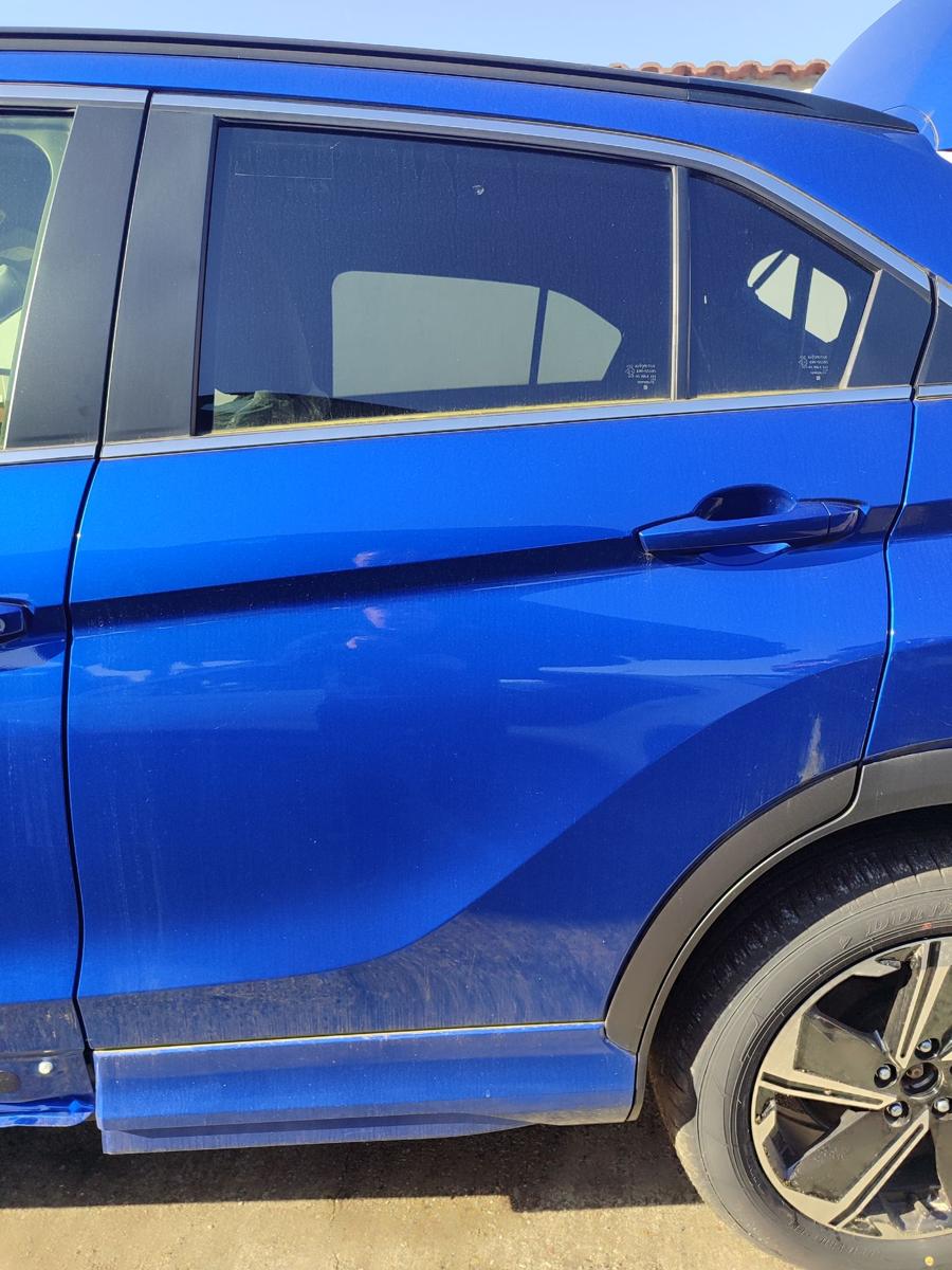 Mitsubishi Eclipse Cross original T&uuml;r links hinten D06B blau T&uuml;rscheibe