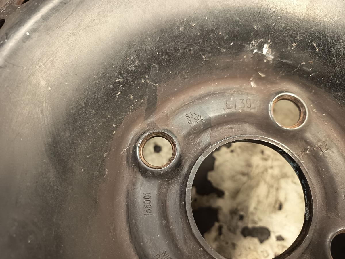 Opel Corsa D Bj 2007 original Satz Stahlfelgen 6x15 ET 39 Lochkreis 4x100