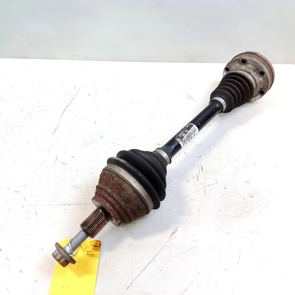 VW Passat 3C orig Antriebswelle Gelenkwelle links 1.8TSI 118kw 2K0407271E BJ2007