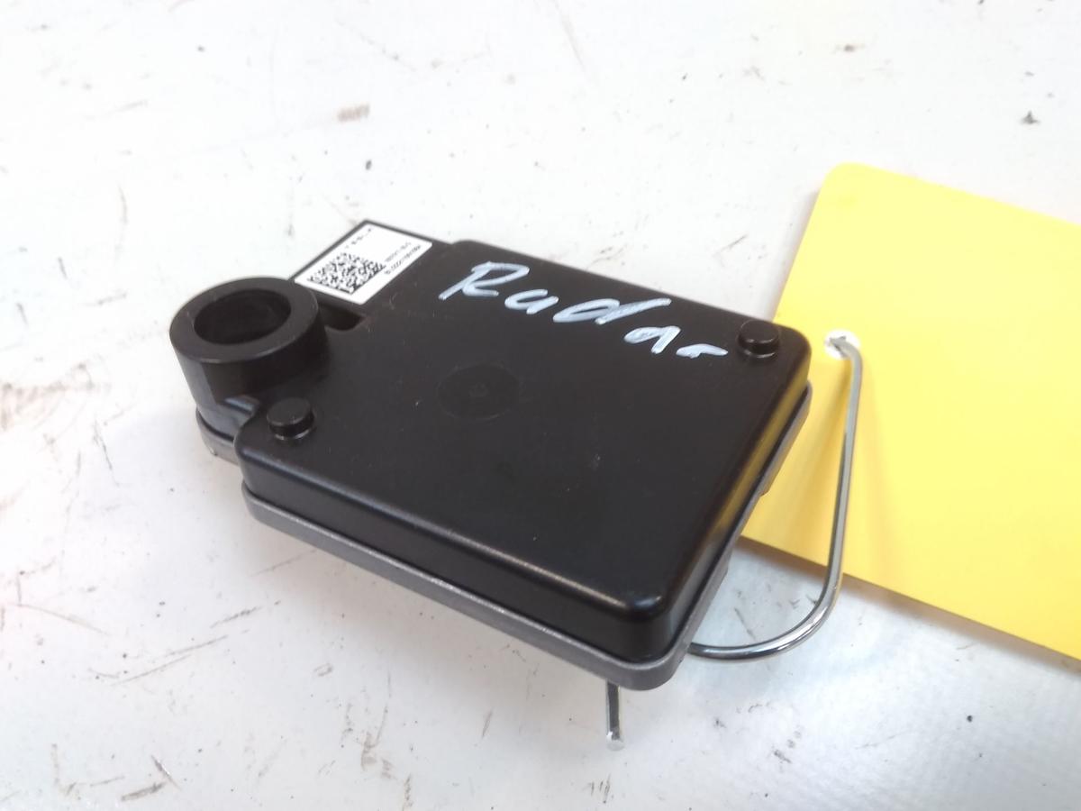 Tesla Model Y original Radarsensor vorn 160791700G BJ2023