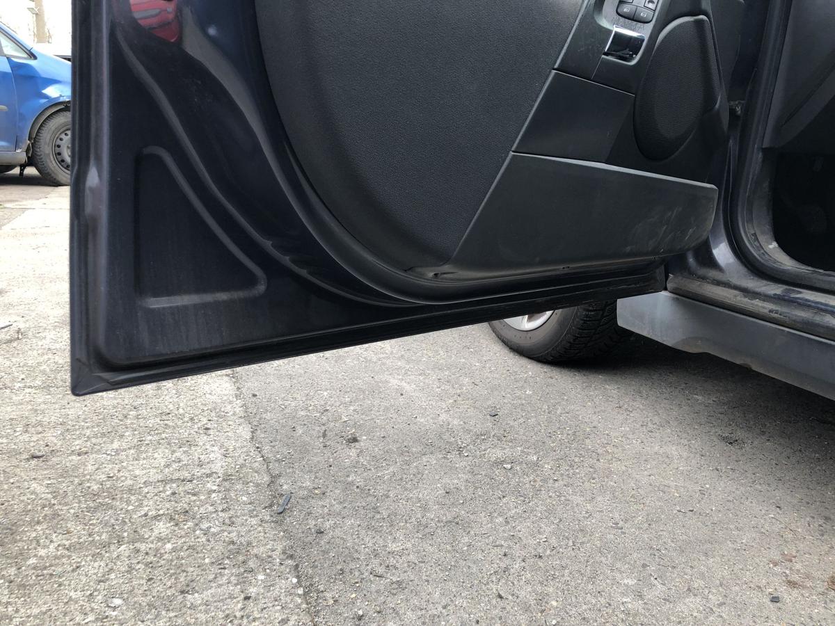 Opel Vectra C T&uuml;r vorn links Fahrert&uuml;r Rohbau 4XU Metroblau 2003 bis 2009