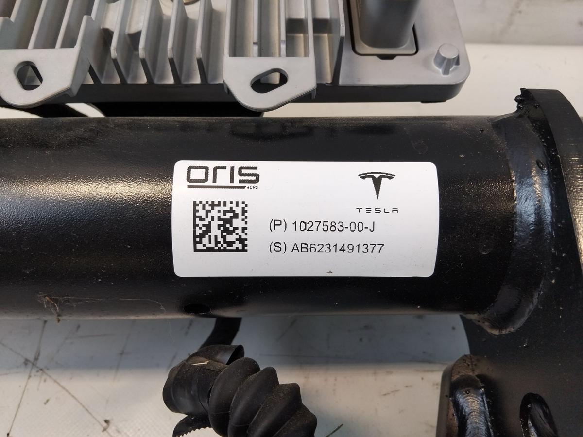 Tesla Model S Facelift original Anhängerkupplung ohne Kopf unvollständig Bj.2023