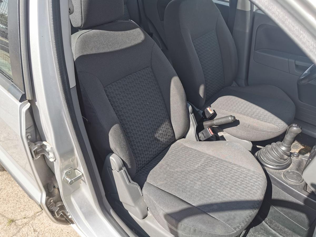 Ford Fusion JU2 Sitz Autositz Beifahrersitz vorn rechts Stoff klappbar Staufach