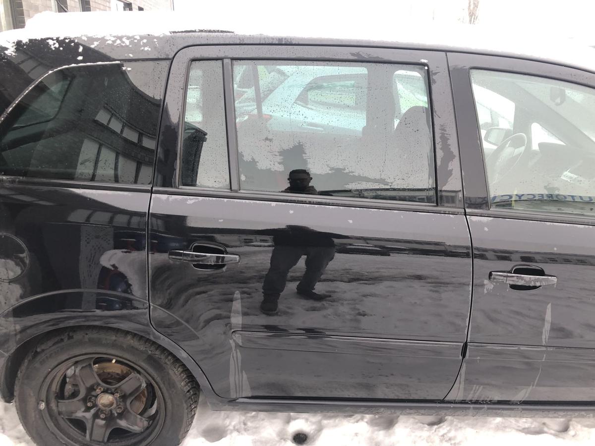 Opel Zafira B T&uuml;r hinten rechts Fondt&uuml;r Rohbau Autot&uuml;r 2HU Saphirschwarz