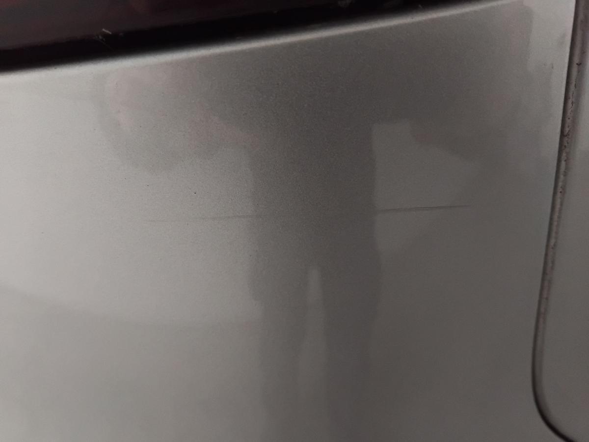 VW Golf Plus 5M orig.Stoßstange Stoßfänger hinten Oberteil PDC BJ2005 LA7W reflexsilbermetallic VW Golf Plus 5M orig.Stoßstange Stoßfänger hinten Oberteil PDC BJ2005 LA7W reflexsilbermetallic