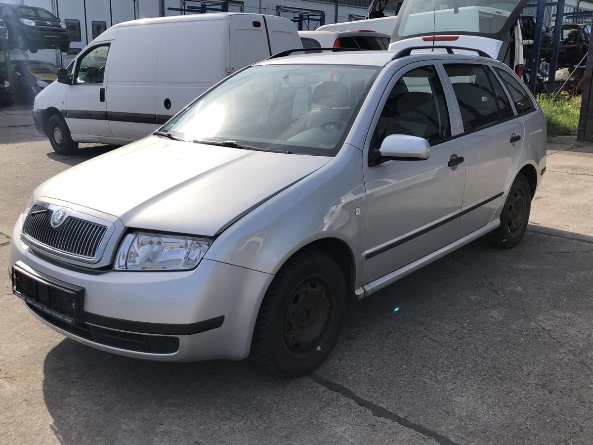 Skoda Fabia 6Y Winter Komplettradsatz Stahlfelgen Reifen M+S 165 70 R14 Hankook