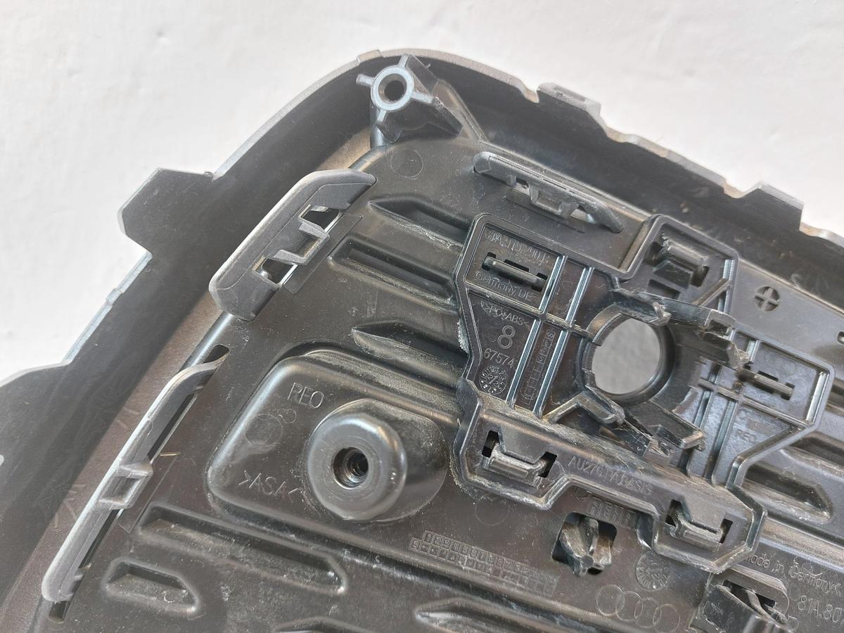 Audi Q2 Typ AG Gitter Zierelement Stoßfänger hinten rechts OEM