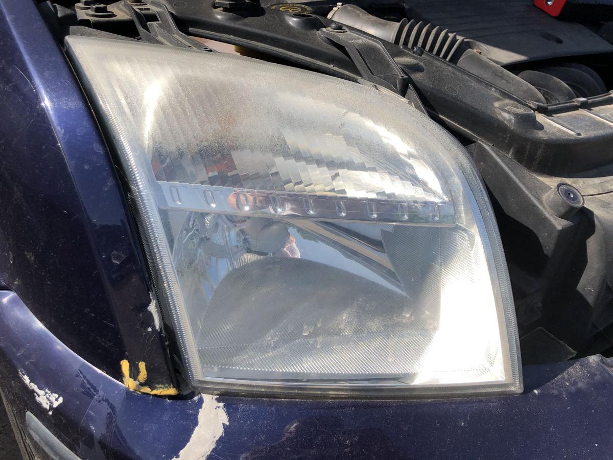 Ford Fusion JU2 Scheinwerfer rechts Hauptscheinwerfer Halogen Tr&uuml;bung 02 bis 05