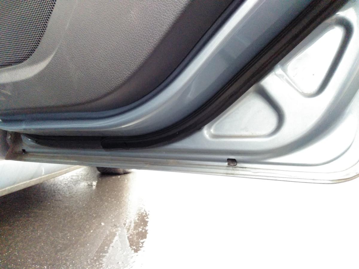 Ford C-Max 1 Tür hinten rechts tonic hellblaumetallic Bj.2006