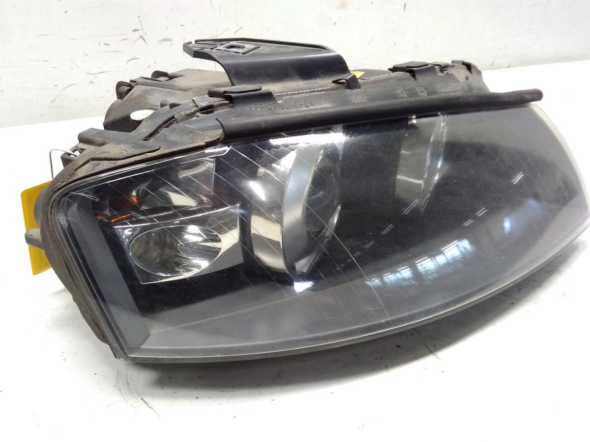 Audi A3 8P original Scheinwerfer vorn rechts Xenon 8P0941004D BJ2003