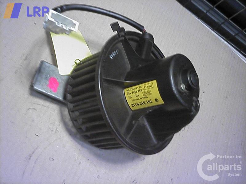 Vw Transporter T4 BJ 1996 Geblaesemotor Geblaese 701819021B