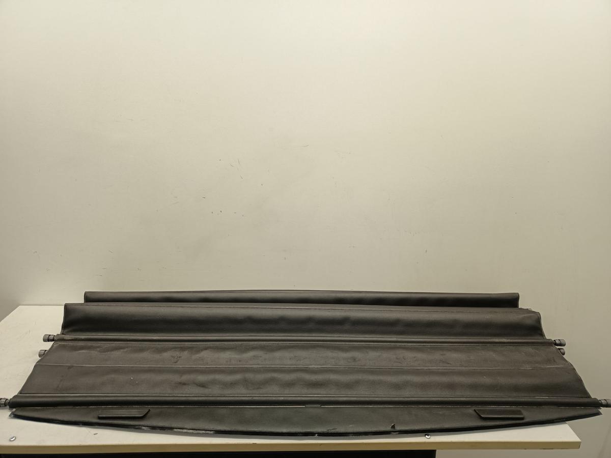 VW Passat Variant 32B Bj 1987 original Laderaumabdeckung in schwarz LEDER