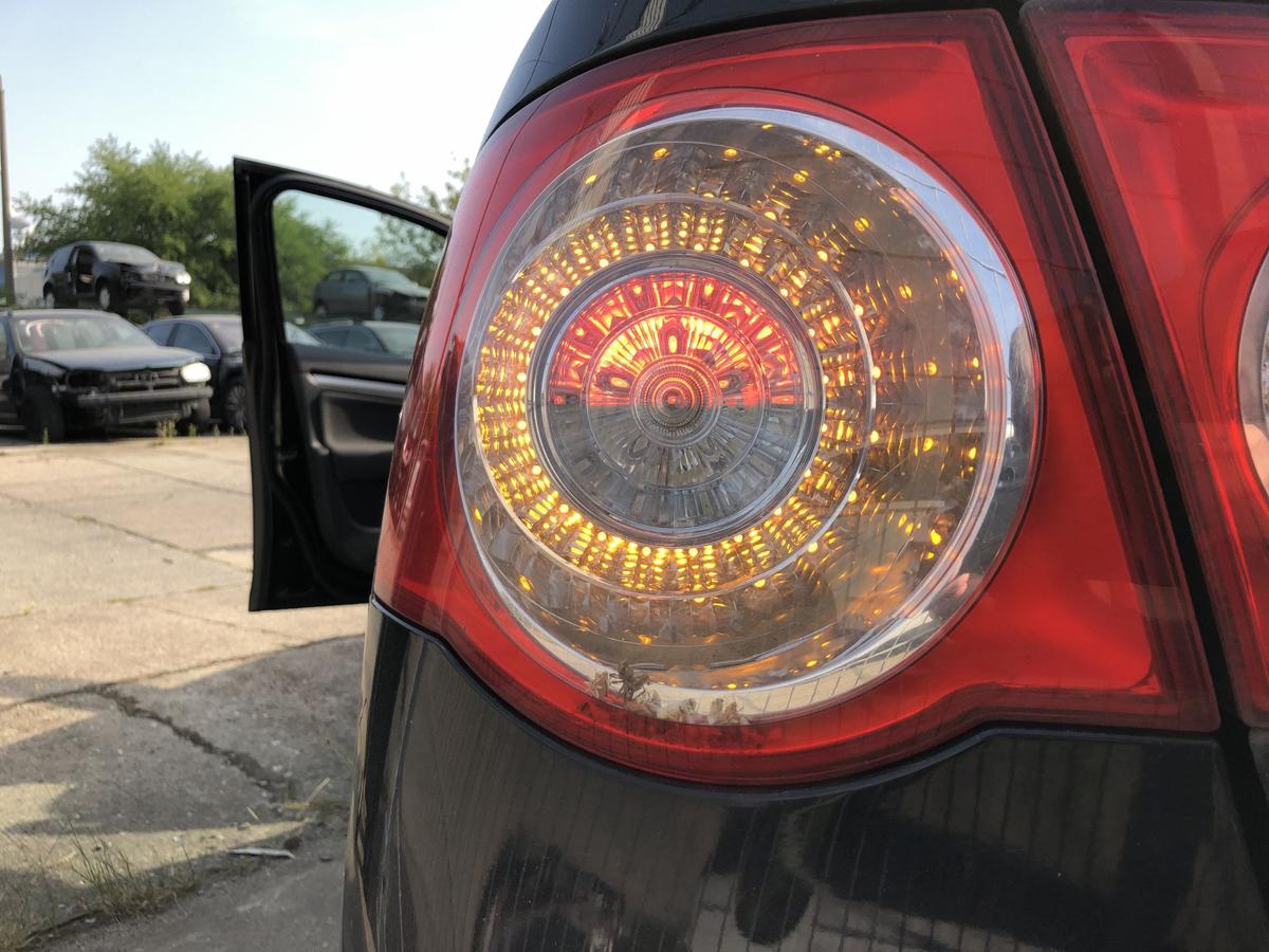 VW Jetta 1K Rückleuchte links außen Ecke Heckleuchte LED Schlusslicht