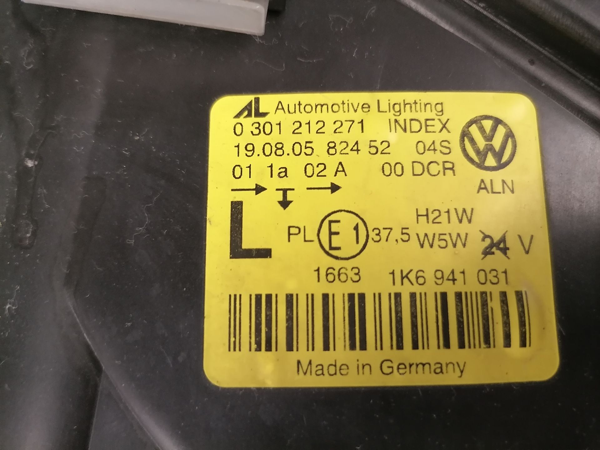 VW Golf 5 original Xenonscheinwerfer vorn links Bj.2005