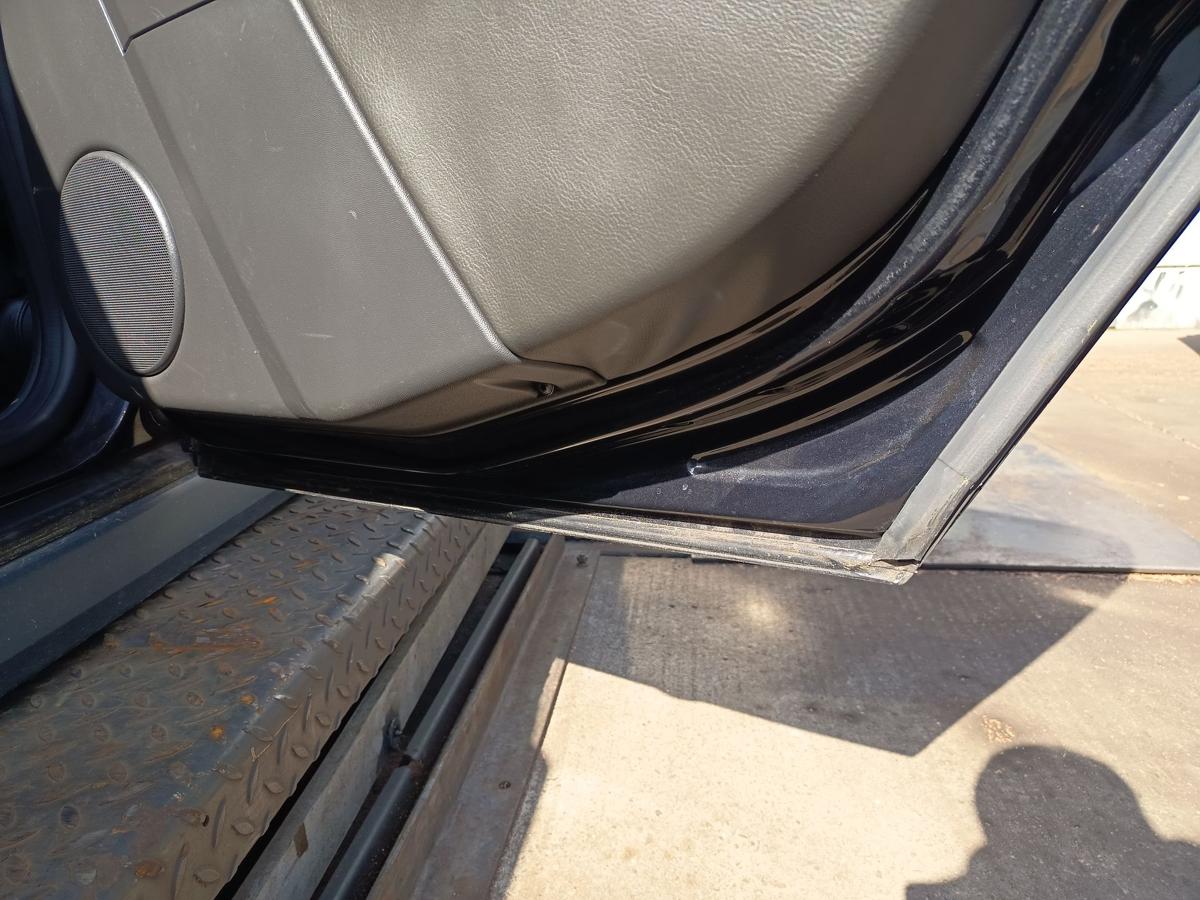 Opel Signum original T&uuml;r hinten rechts Z20R Saphirschwarz Baujahr 2005