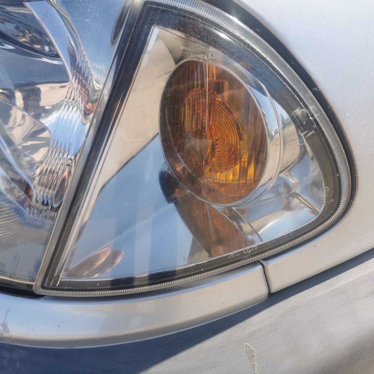 Blinkleuchte Blinker vorn Frontblinker links Toyota Avensis T22