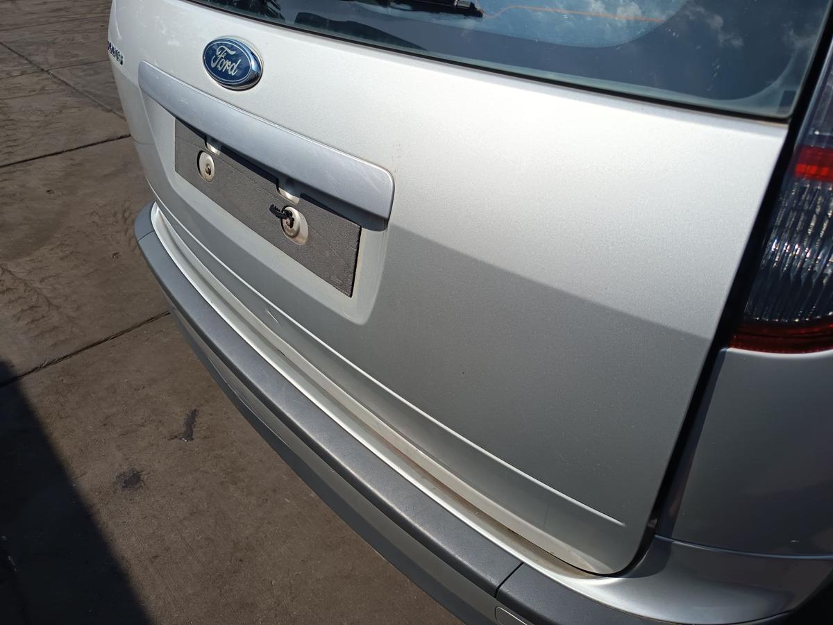Ford Focus II Turnier original Heckklappe mit Scheibe Polarsilber Bj 2008