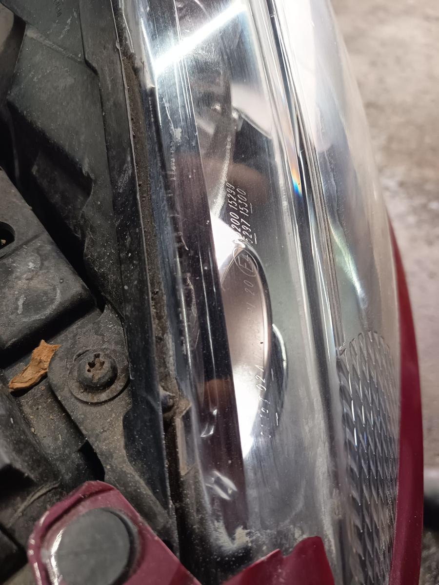 Ford Fiesta MK7 original Scheinwerfer links vor Facelift Baujahr 2009
