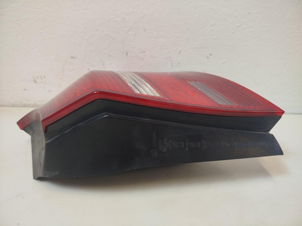 BMW 1er E87 LCI R&uuml;ckleuchte rechts R&uuml;cklicht Heckleuchte Facelift OEM