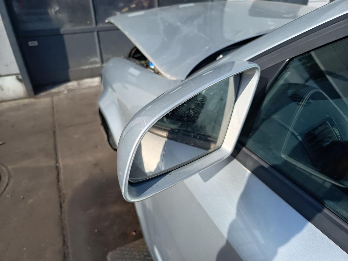 Audi A4 B6 original Aussenspiegel links elektrisch Y7W Lichtsilber Bj 2003