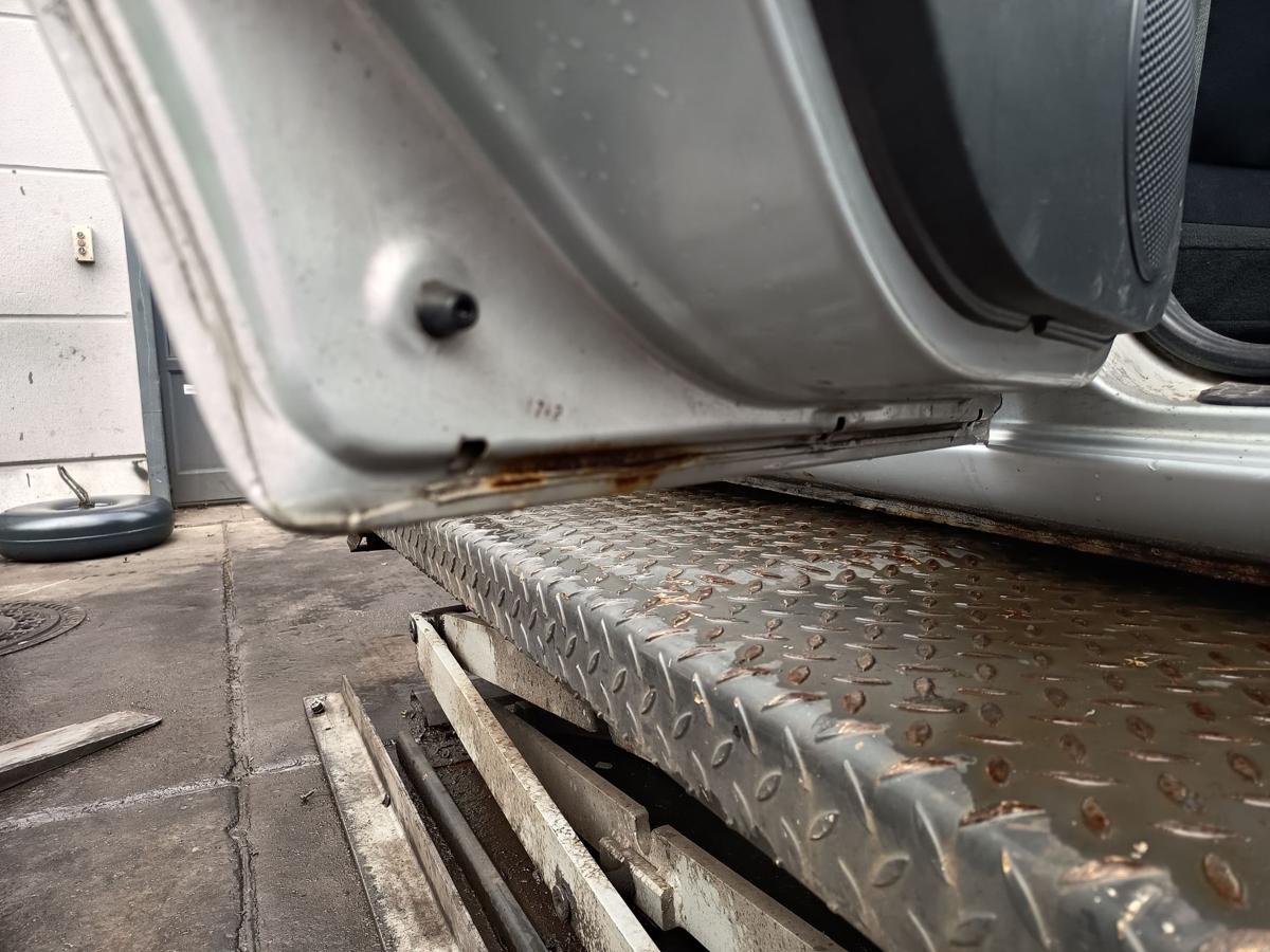 Hyundai Getz original Tür hinten links Fond 5S Space Silver Bj 2006