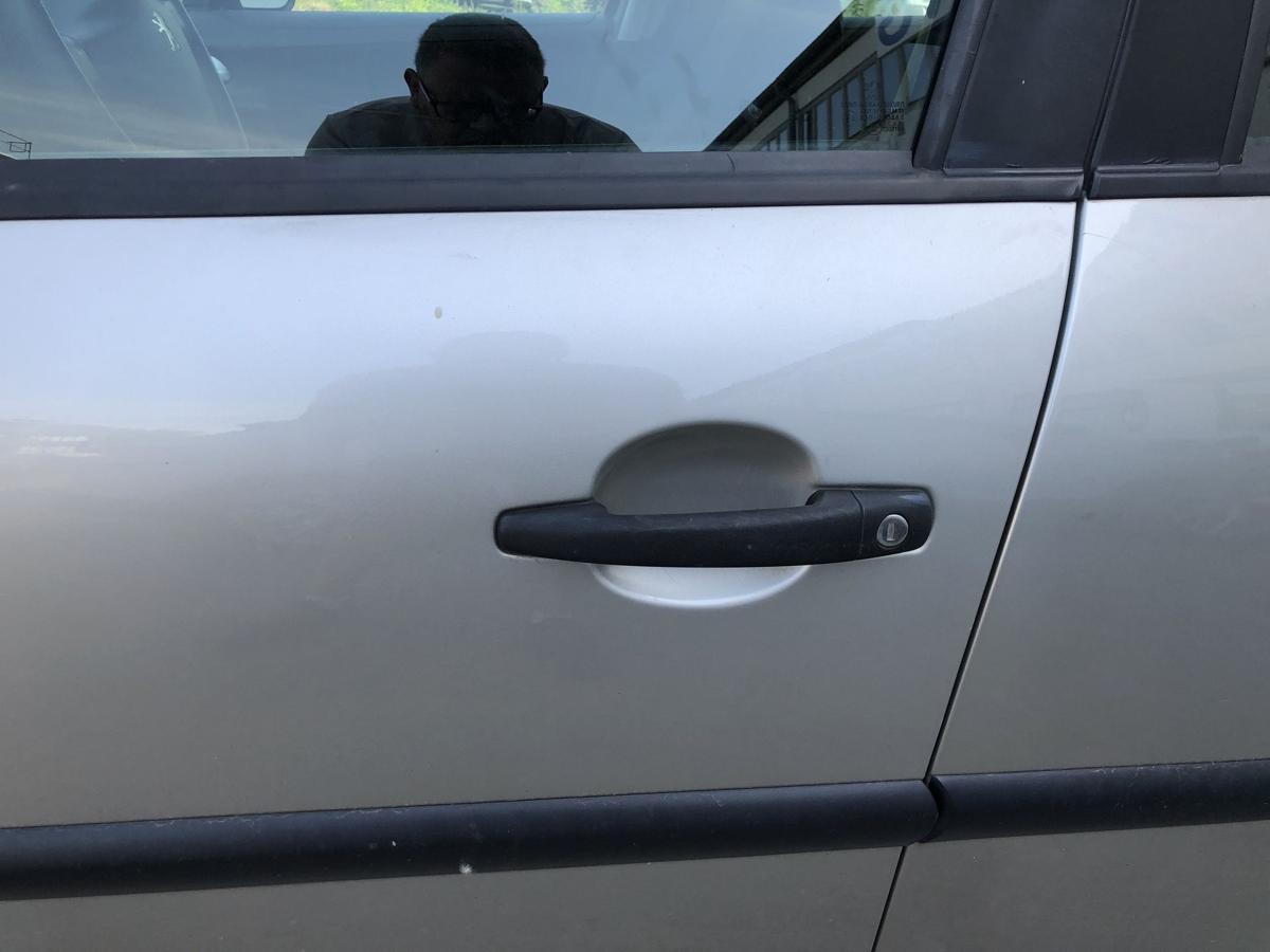 Peugeot 207 SW Typ WE T&uuml;r vorn links Fahrert&uuml;r Rohbau ETS Gris Cendre Metallic