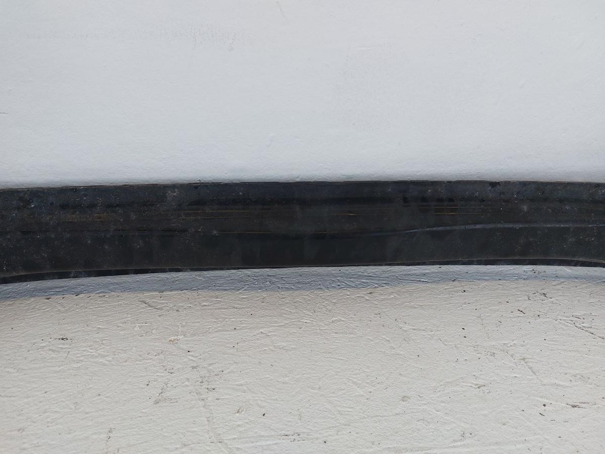 Ford Focus DYB CEW Turnier Tr&auml;ger Sto&szlig;f&auml;nger hinten Pralltr&auml;ger Sto&szlig;f&auml;ngertr&auml;ger