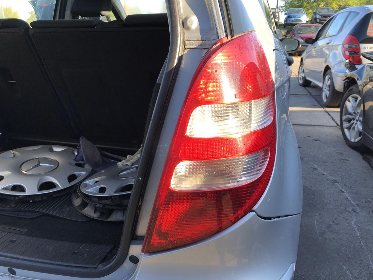 Mercedes A-Klasse W169 R&uuml;ckleuchte rechts R&uuml;cklicht Heckleuchte 3/5 trg. bis 08