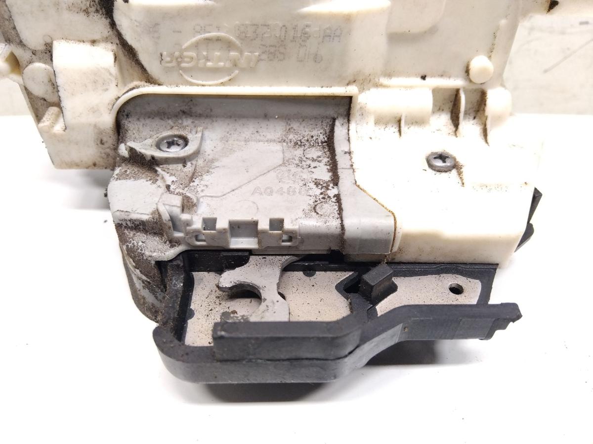 Seat Exeo ST 3R original T&uuml;rschloss vorn rechts mit Zentralverriegelung BJ2011