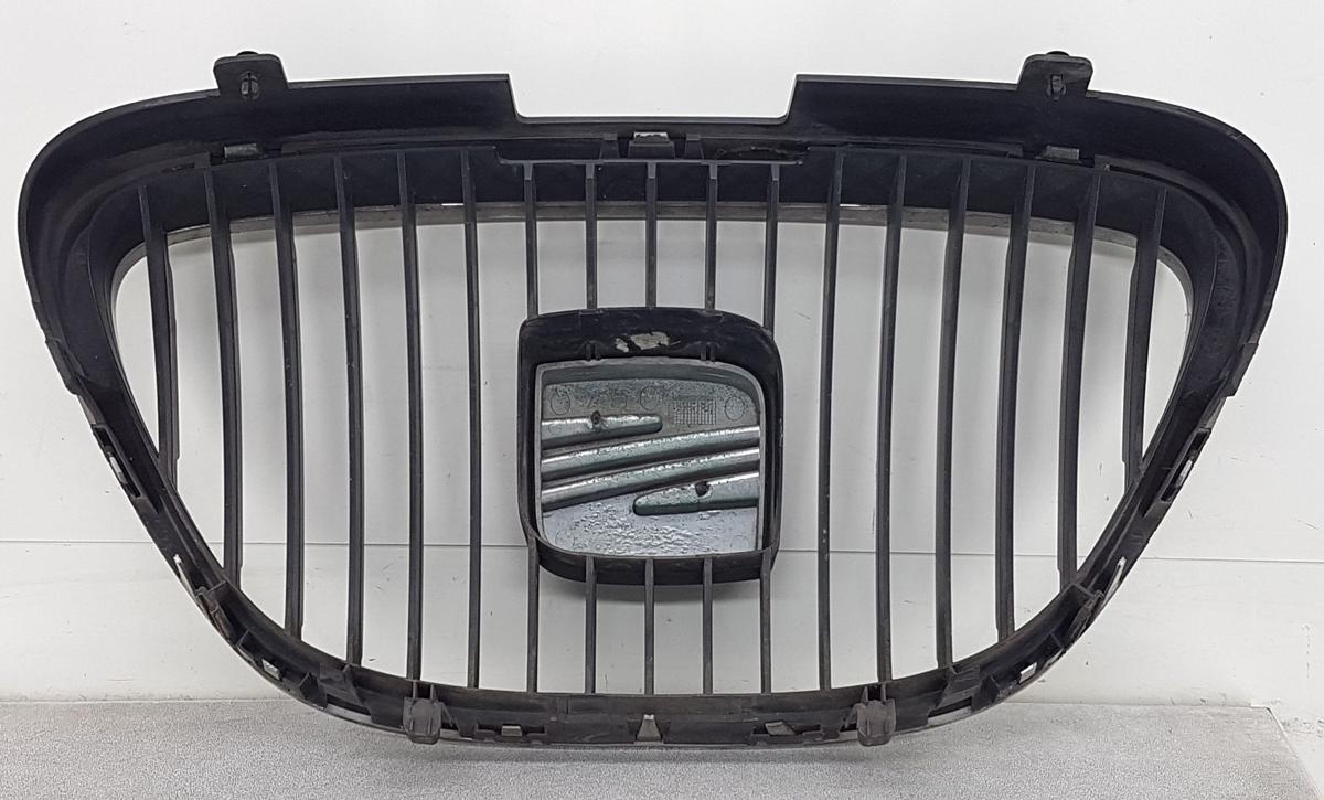 Seat Altea XL Kühlergrill 5P0853654 Bj2007 Modell bis 2009