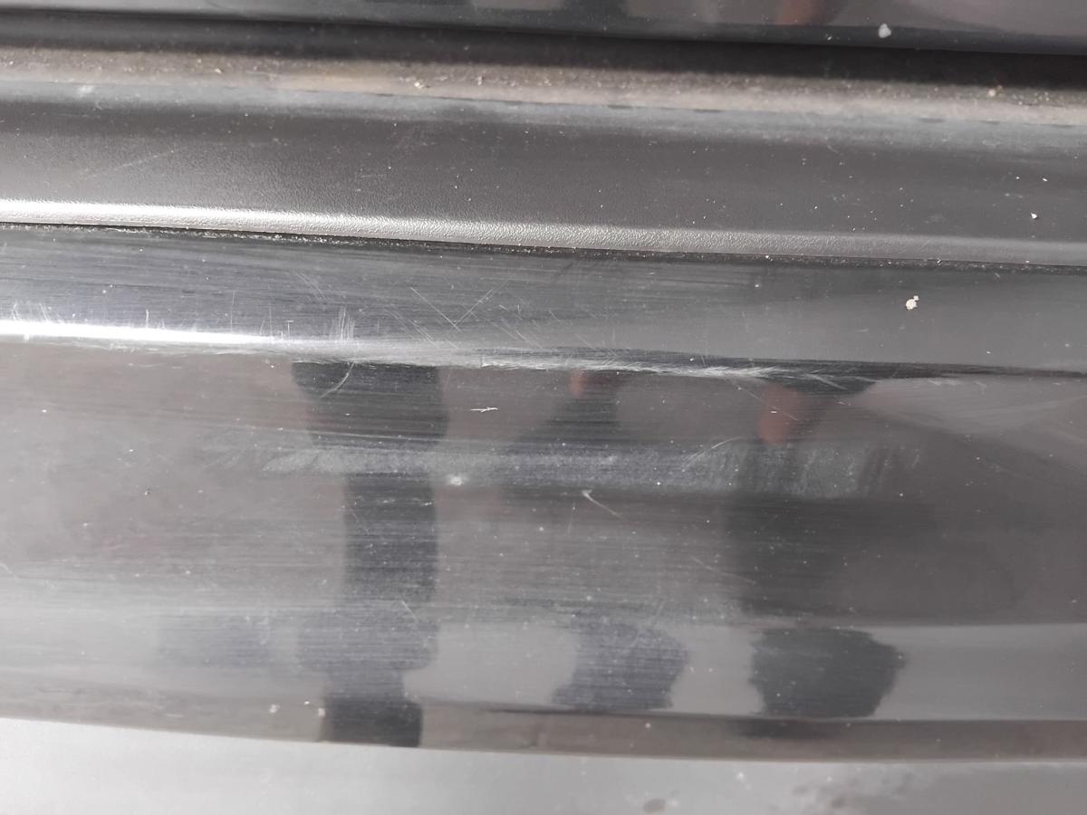 Ford Grand C-Max orig Sto&szlig;f&auml;nger Sto&szlig;stange hinten mit PDC BJ2012 Pantherschwarz