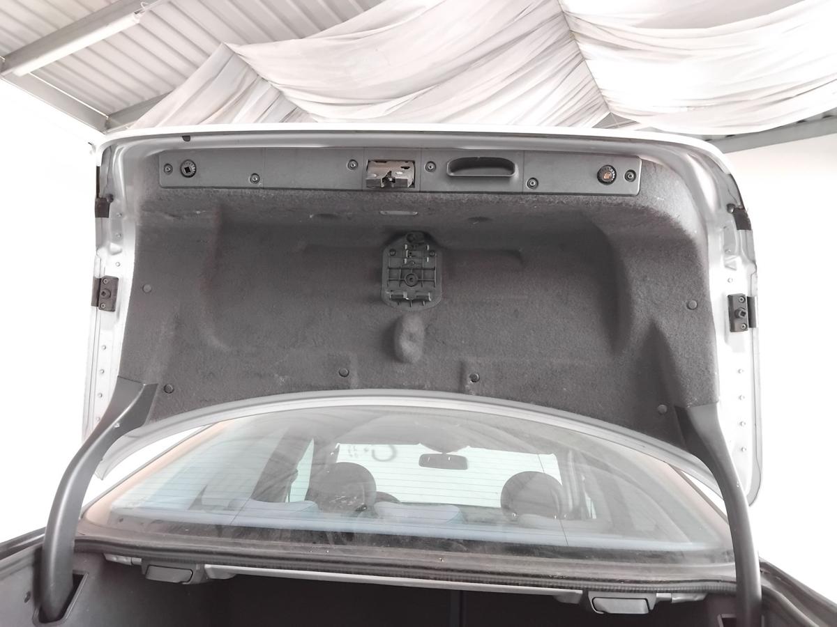 Mercedes E-Klasse W211 Limousine Heckklappe brillantsilber 744 BJ2004