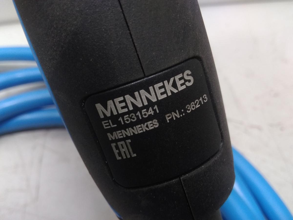 Tesla Model Y Ladekabel 4 Meter 1039810-01-A Menekes 36213/3P+N