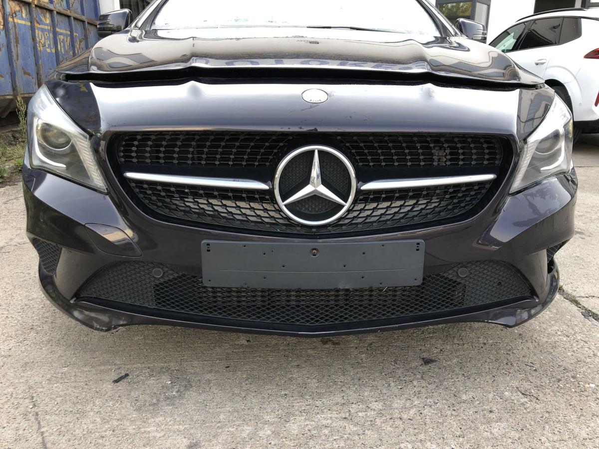 Mercedes CLA C117 Sto&szlig;f&auml;nger vorn SRA PDC Urban 592 nordlichtviolett Sch&auml;den