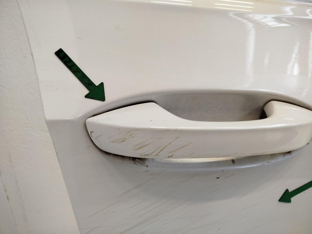 VW Golf 8 VIII CD Variant T&uuml;r vorn rechts Beifahrert&uuml;r Rohbau besch&auml;digt L0K1