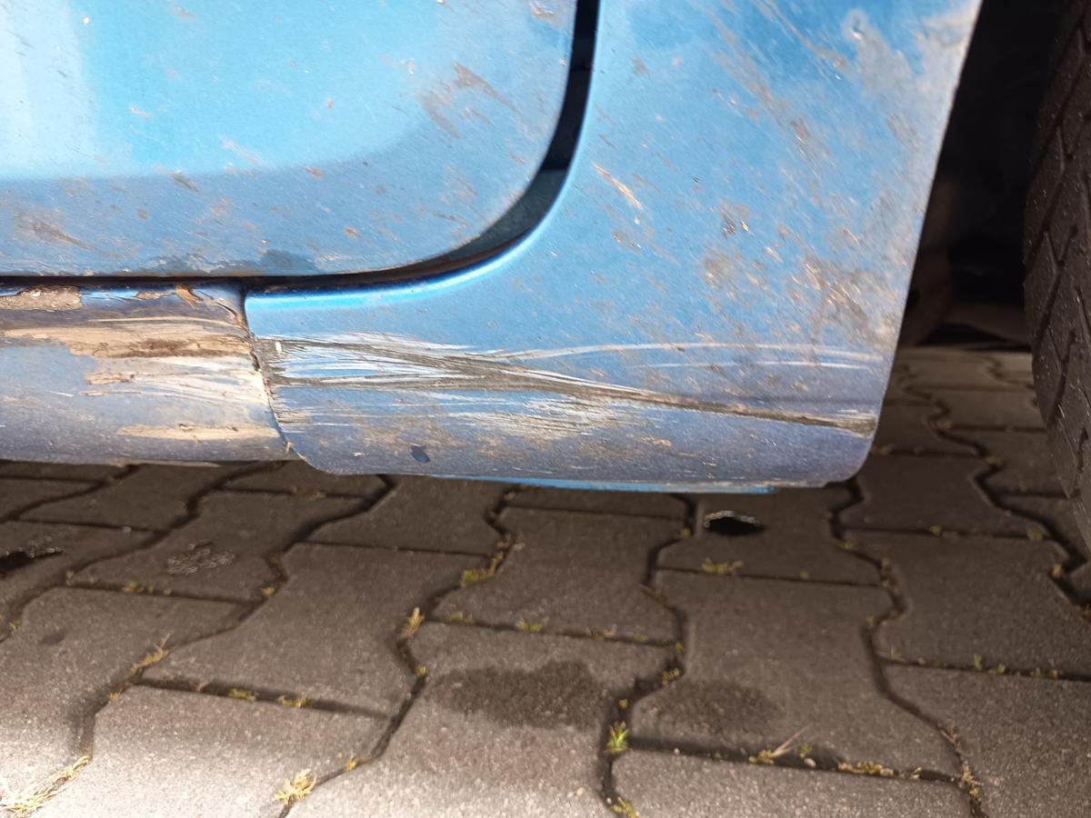 Renault Clio III orig Kotflügel rechts TEI45 Blau met Bj 2006