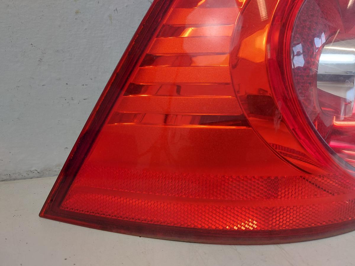 VW Golf V 5 R&uuml;ckleuchte Schlussleuchte R&uuml;cklicht hinten aussen links 3/5 T&uuml;rer