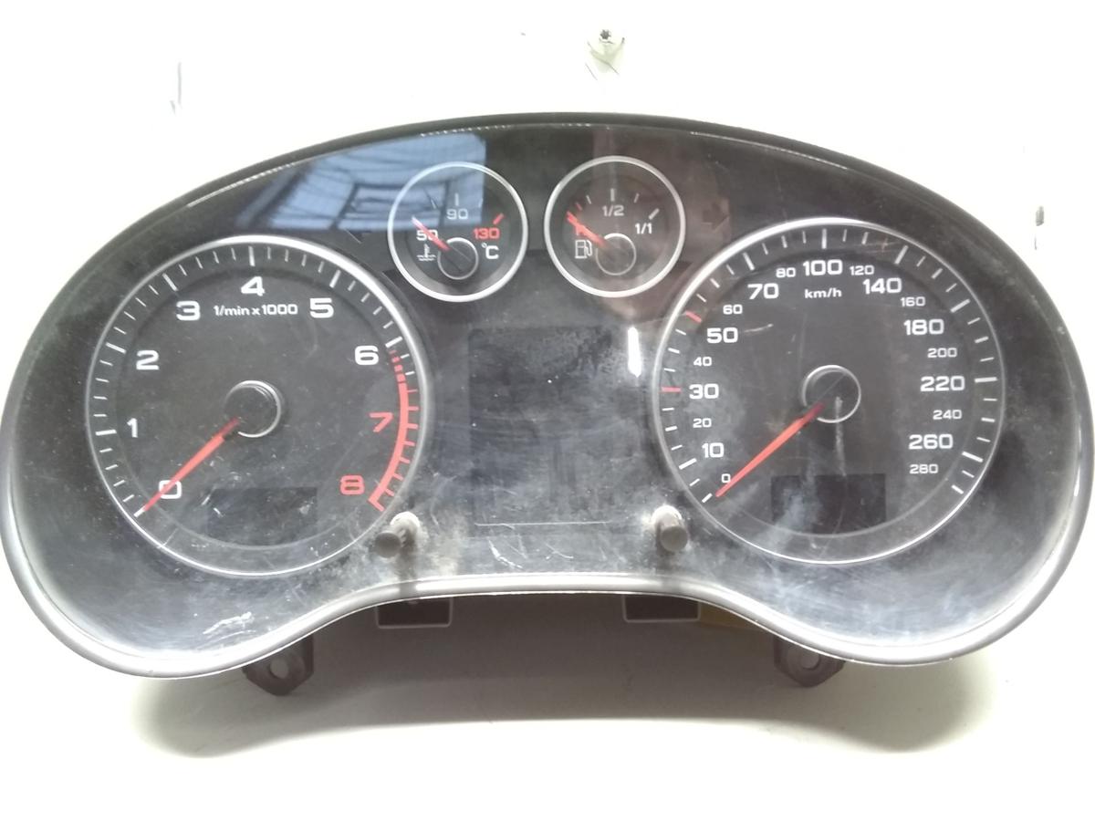 Audi A3 8P Facelift original Kombiinstrument Tacho Armatur 1.4TFSI Bj.2010