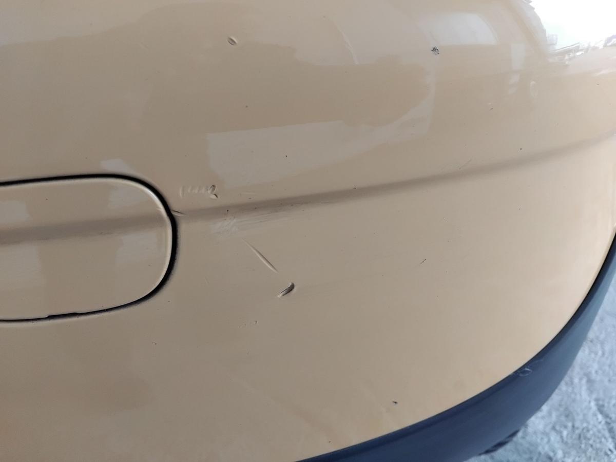 Mini II R56 One orig Sto&szlig;f&auml;nger Sto&szlig;stange hinten mit PDC A58 Mellow Yellow BJ08